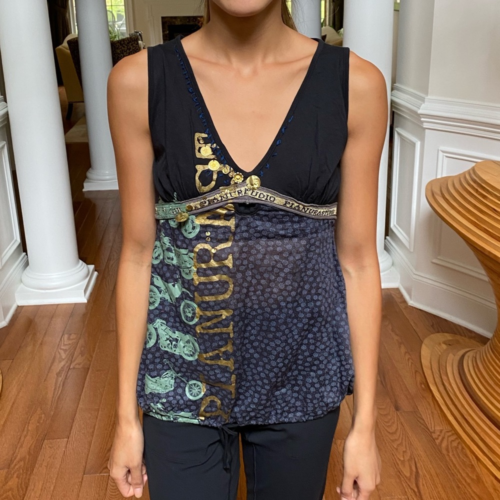 V neck tank top